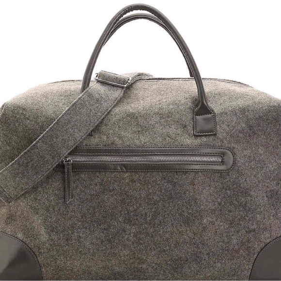 DSW Weekender Gray Tote Bag - Picture 4 of 10